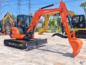 Mini-excavatrice Kubota KX057-5 de 1,2 tonne, pelle hydraulique avec godet de 0,12 m³ de capacité, matériel de terrassement d'occasion - Product Image 3
