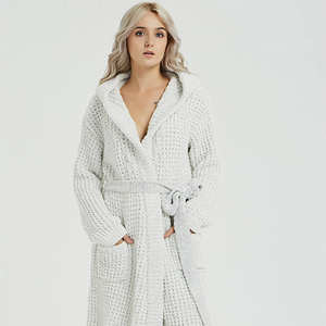 Albornoz de poliéster 100% sólido suave y cómodo para mujer ropa de casa camisones <span class=keywords><strong>YLY</strong></span> - Product Image 3