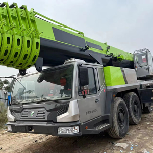 Grúa Montada en Camión Zoomlion de Alta Calidad ZTC2200H 220 Toneladas, Elevación Estable, Sistema Hidráulico Premium para Proyectos de Construcción - Product Image 1