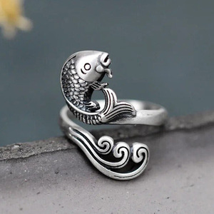 Anello da Donna Regolabile Aperto con Pesce Koi, Stile Retrò, Portafortuna e Auspicoso - Product Image 2