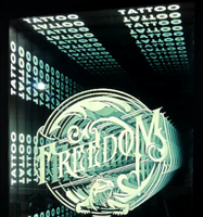 Panneau lumineux de sol Abyss 3D sans fil personnalisable pour piste de danse de boîte de nuit IP65