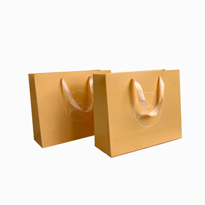 Bolsa de papel de color nude personalizada, bolsa de papel de regalo de lujo con asa de cinta de satén y logo impreso para boutique - Product Image 4