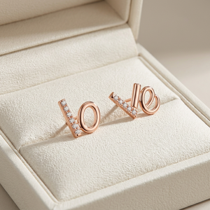 Boucles d'oreilles clous tendance et élégantes en or rose massif 18 carats avec diamants naturels véritables, design romantique, pour couple - Vente en gros populaire - Product Image 4