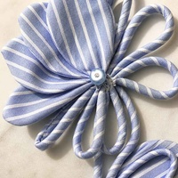 Fleur en tissu avec bouton perlé central, faite à la main, en polyester rayé, pour corsage, chapeau, sac, embellissement
