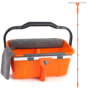 Kit per la Pulizia dei Vetri con Manico Lungo, Tergivetro e Spazzola con Secchio, Strumenti per la Pulizia di Finestre Alte e Vetri Esterni - Product Image 1