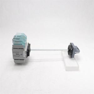 1 ピース真新しいオリジナル成形ケーススイッチメイン <span class=keywords><strong>3</strong></span> 極 3ld5410-0tk11 11 シャフト Plc 産業オートメーション - Product Image 1