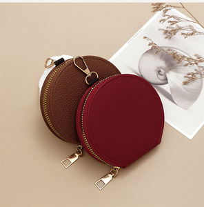 Nouveau Mini Portefeuille Porte-Monnaie Enveloppe Rouge 2025, Portable avec Fermeture Éclair, Design Court Tendance - Product Image 1