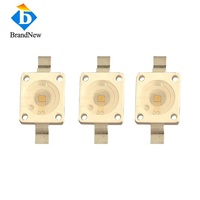 Popularmente conocido como chip de diodo láser VCSEL de 4W y 940nm con emisión de superficie de cavidad vertical, en paquete SMD para detección 3D