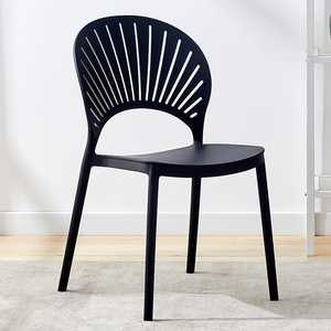 Vente directe d'usine, chaise de salle à manger de style nordique simple, à dossier haut, empilable, colorée, pour la maison, les loisirs, les cafés, les restaurants - Product Image 2