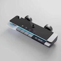 Mitigeur thermostatique numérique contemporain en laiton à quatre fonctions, avec barre coulissante à trois poignées, touches piano et modes de jet pluie et massage
