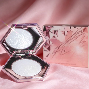 Poudre illuminatrice <span class=keywords><strong>scintillante</strong></span> Luminous Glow, fini nacré, légère, sans perte de matière, pour artistes professionnels - Product Image 6