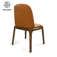 Chaises d'hôtel en cuir avec pieds en bois, mobilier de salle à manger, de restaurant et d'hôtel de style nordique, de bonne qualité et à prix abordable, OEM