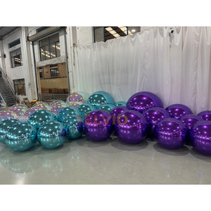 Esfera Flotante Gigante de PVC Plateada y Colorida para Decoración de Eventos, Bola de Espejo Inflable Gigante Plateada de PVC, Bola de Espejo Inflable de Lujo - Product Image 3