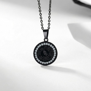 Collana all'ingrosso con preghiera della Serenità, ciondolo mani che si preghiano in acciaio inossidabile 316L, placcato oro PVD, gioielli religiosi Iced Out, fornitore - Product Image 3