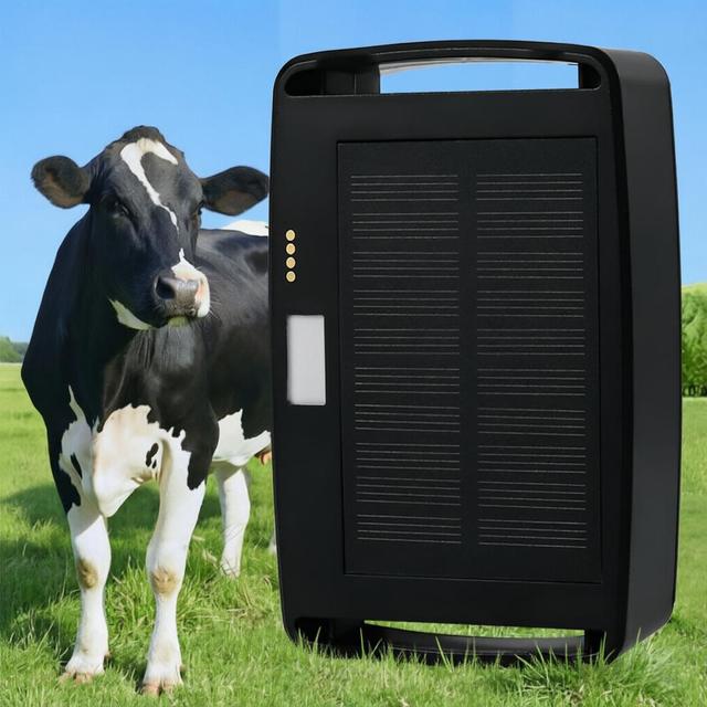 Waterproof Solar GPS Tracker for Cattle, 15000mAh Long Standby Animal Locator with Electronic Fence Function for Farm Pasture