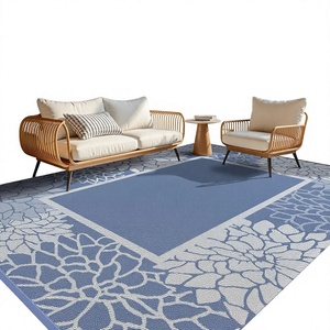 Alfombra de Exterior Estilo Costero, Rectangular, con Patrón Geométrico Azul y Blanco, Tejido Plano, Impermeable, con Respaldo de Polipropileno - Product Image 1