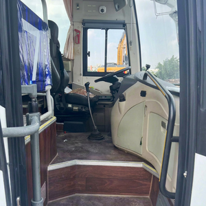 Autobús Usado en Venta en China, 30 Asientos, Diésel, Transmisión Manual, Estándar de Emisiones Euro 3, Volante a la Derecha e Izquierda - Product Image 3