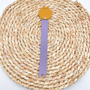 Marcadores de Páginas de Cuero PU con Forma de Fruta, Clips para Páginas, Regalo Promocional para Amantes de los Libros - Product Image 5