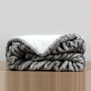 Bett stilvolle Pelz flauschige Decke Luxus neutrale Blase Minky Decke Super bequeme Kunst pelz decken - Product Image 2