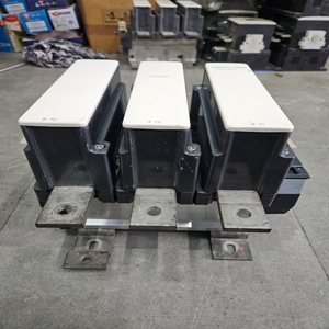 Contacteur à bobine LC1F800 <span class=keywords><strong>3</strong></span> pôles 110-120V 50-60Hz, bloc de contacteurs, fournisseur PLC, en stock - Product Image 1