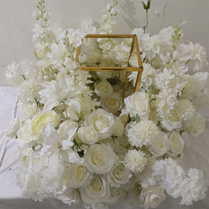 GreenLife - Decoración de Hojas Artificiales Verdes y Flores Blancas para Candelabros, Centro de Mesa para Bodas - Product Image 5