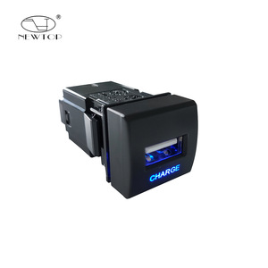 Newtop Car <b>USB</b> Charging <b>Switch</b> 30W QC3.0 PD Fast Charge Black Clip-On Type For Highlander Corolla RAV4 Avalon - Product Image 2