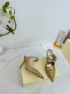 Escarpins Jimmy tendance avec chaîne de diamants et décoration de bracelet, talons aiguilles ajustés, dessus orné de diamants étincelants - Product Image 5