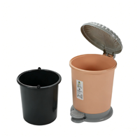 Poubelle à pédale avec sac intérieur et couvercle rabattable, poubelle en plastique écologique pour la maison, le salon, la cuisine, la salle de bain