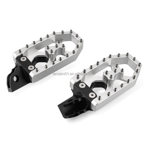 Repose-pieds arrière pour passagers pour Yamaha Tmax 530 <span class=keywords><strong>T</strong></span>-<span class=keywords><strong>max</strong></span> <span class=keywords><strong>Dx</strong></span> Sx 2012-2019 Tech <span class=keywords><strong>Max</strong></span> Tmax 500 XP500 Tmax <span class=keywords><strong>560</strong></span> 2019-2023 - Product Image 4