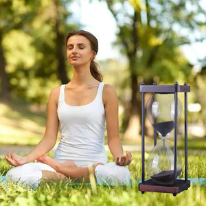 นาฬิกาทรายโลหะดีไซน์หรูหราพร้อมฐานไม้ สำหรับตกแต่งโต๊ะทำงาน ของขวัญทางธุรกิจ และของตกแต่งบ้าน - Product Image 5