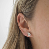 CHICNNA Boucles d'oreilles clous en or 18 carats avec diamants en forme de poire certifiés IGI, unisexes, tendance, de luxe, vente en gros