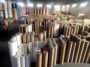 Papel de impresión de transferencia de sublimación blanco de secado rápido de bajo costo, tamaño personalizado para transferencia de calor en ropa textil, tela de poliéster - Product Image 4