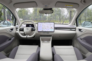 MG4ใหม่ <span class=keywords><strong>EV</strong></span> กำลัง150kW 7.7S 0-<span class=keywords><strong>100</strong></span>กม./ชม. ซ้ายไดรฟ์5ประตู5ที่นั่ง50-70kWh แบตเตอรี่ nedc 501-600กม. - Product Image 4