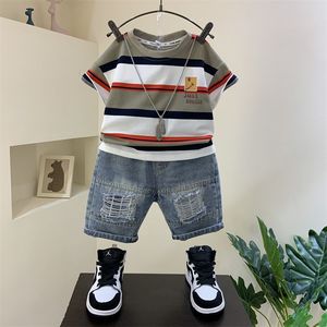 Annshine Fashion 2026 Nuovo Set Estivo Trendy per Bambini, Stile <span class=keywords><strong>Bad</strong></span> <span class=keywords><strong>Boy</strong></span>, Abbigliamento Hip e Alla Moda per Piccoli Eleganti - Product Image 4