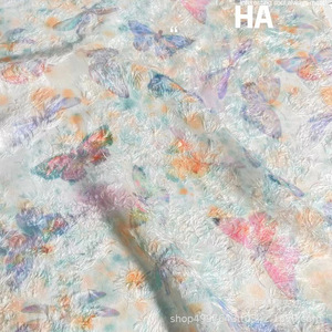 Tela de algodón con estampado digital de mariposas en acuarela para vestidos, camisas y ropa informal - Product Image 1