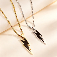 Collier en acier inoxydable avec pendentif éclair en émail noir minimaliste rétro, accessoire de mode
