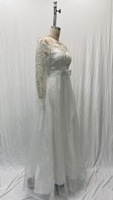 Style européen hors épaule col en V minceur robe de mariée dentelle bord jupe bouffante queue à la mode minceur