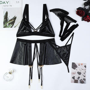 Ensemble de lingerie sexy exotique en PU avec mini-jupe à bretelles, soutien-gorge et culotte de haute qualité pour femme - Product Image 6