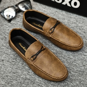 Mocassins de conduite décontractés pour hommes 2024 en cuir PU, semelle intérieure antidérapante en PVC, doublure en coton, matériau supérieur personnalisé, tendance mode - Product Image 4