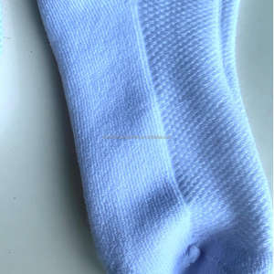 Chaussettes diabétiques respirantes confortables pour hommes femmes coupe ample Style décontracté non contraignant avec logo sur le bas du corps pour les soins aux personnes âgées - Product Image 6
