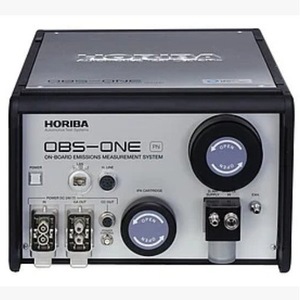 Calibrateur dynamique HORIBA APMC-370, instrument de haute précision pour l'analyse des gaz, fabriqué au Japon - Product Image 2