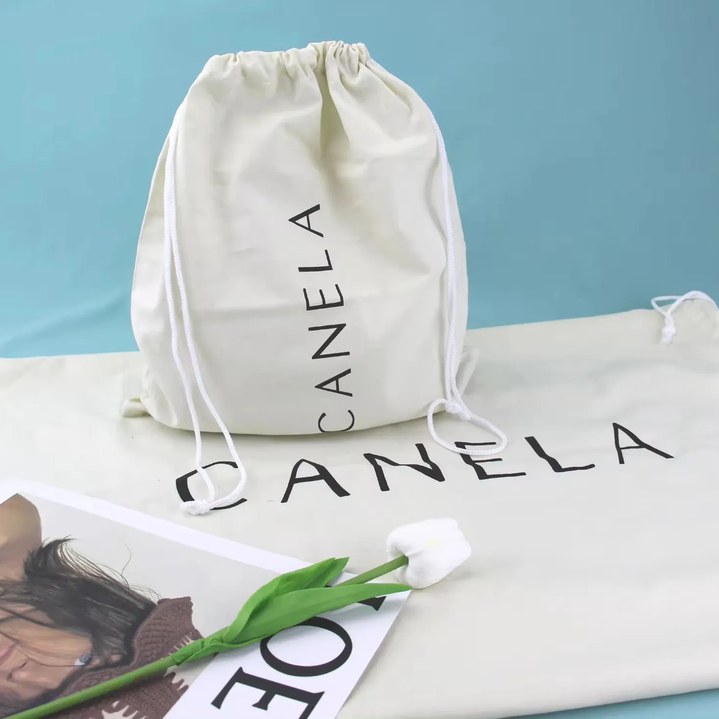Toptan özel zarf Flap hediye lüks toz kılıf çanta çanta için pamuklu takı ambalaj çanta toz çanta ile Logo