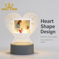 Plaque Photo Lumineuse LED Cœur Personnalisée en Gros, Alimentée par USB, Décoration de Bureau pour Anniversaire, Mariage, Anniversaire de Mariage