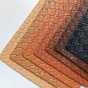Support en <span class=keywords><strong>molleton</strong></span> de coton en cuir synthétique de tissage artificiel en PVC sans solvant imprimé pour la décoration de meubles de canapé et de bagages - Product Image 2