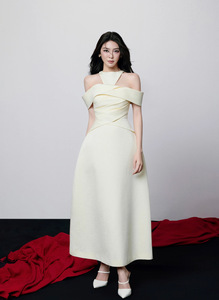 Nouvelle <span class=keywords><strong>robe</strong></span> de soirée élégante pour <span class=keywords><strong>femme</strong></span>, prête à porter, couleur abricot, col licou, taille cintrée et jupe ample. - Product Image 3