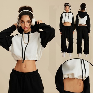 Sudadera Corta de Punto con Hombros Descubiertos, Estilo Americano, Otoño/Invierno, Personalizable, para Mujer - Product Image 1