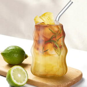 Vasos acanalados transparente Boba vaso aislado <span class=keywords><strong>doble</strong></span> taza sublimación capuchino café tazas <span class=keywords><strong>de</strong></span> vidrio con tapa <span class=keywords><strong>de</strong></span> bambú y pajita - Product Image 3