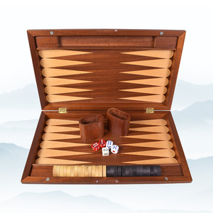 Set di Backgammon Pieghevole Artigianale ad Alta Compatibilità, Layout Classico, Intrattenimento Domestico, Regali per le Feste, Collezioni per Amanti dei Giochi - Product Image 3