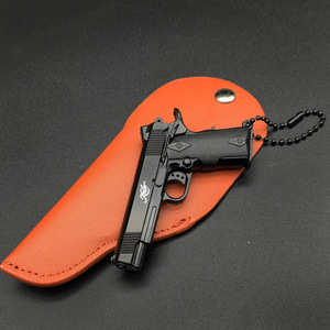 <span class=keywords><strong>1911</strong></span> Pistool Speelgoedpistool Mini Sleutelhanger Collectie Jongen Man Cadeau <span class=keywords><strong>Colt</strong></span> <span class=keywords><strong>Kimber</strong></span> Hangertje Miniatuurmodel Ambacht - Product Image 5