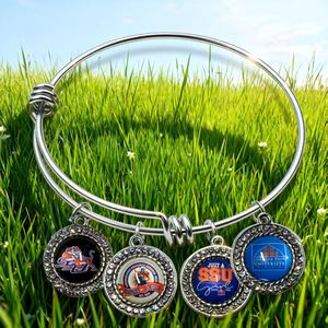 Pulsera personalizada de estilo preppy de la Universidad de <span class=keywords><strong>Carolina</strong></span> del Norte (UNC) para graduados de HBCU, color negro, estilo NCAT. - Product Image 4